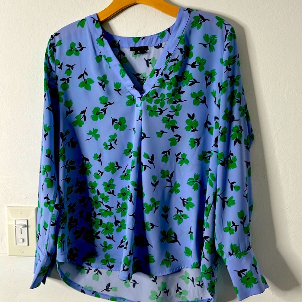 Ann Taylor Medium Petite Long sleeve blouse